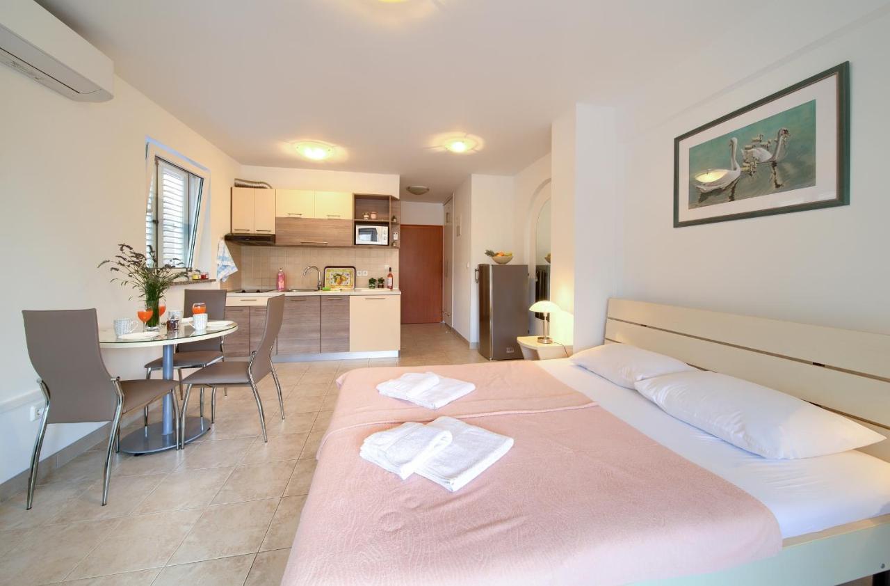 Apartments Ivica Krk Island Šilo Zewnętrze zdjęcie