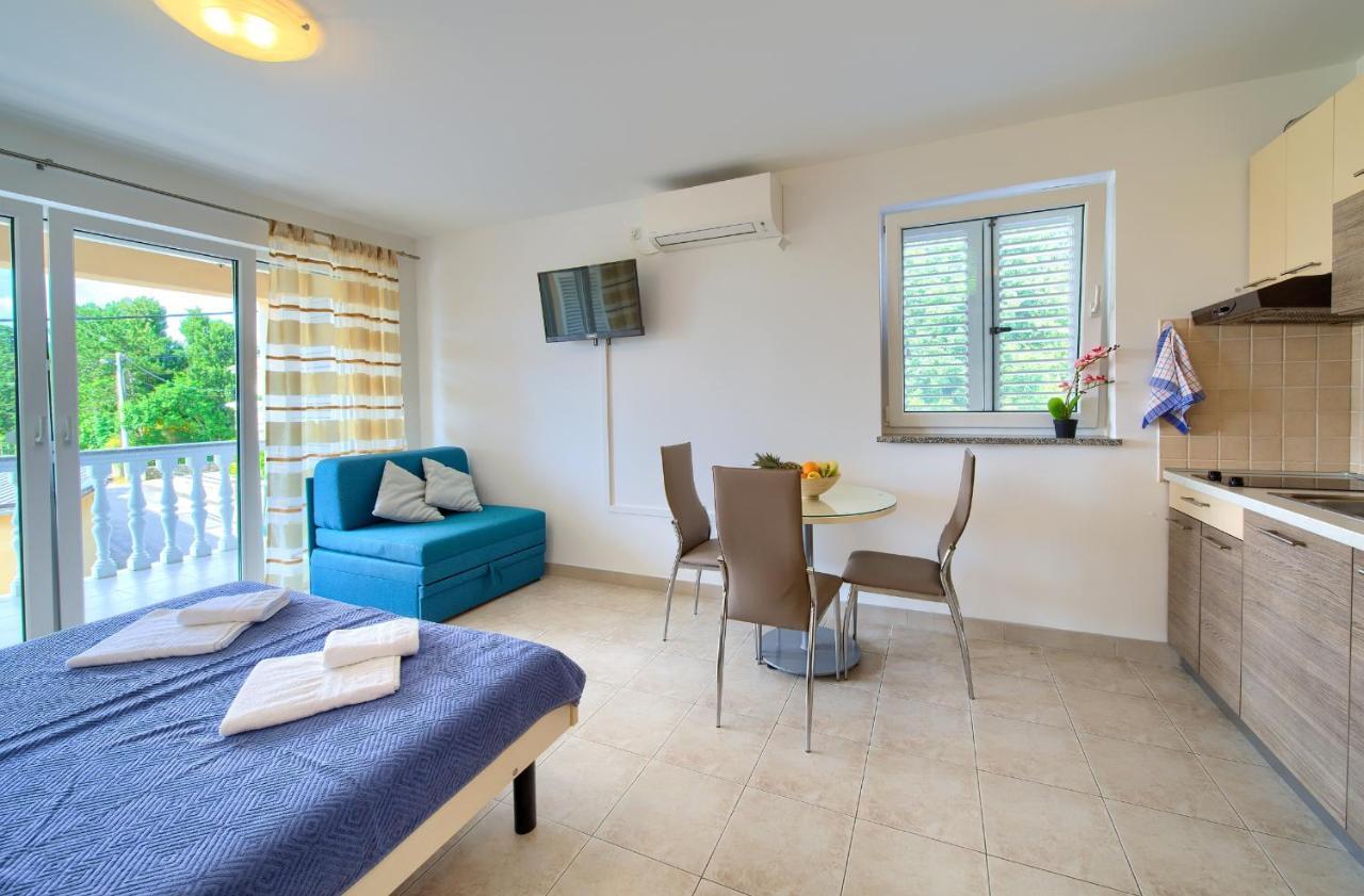 Apartments Ivica Krk Island Šilo Zewnętrze zdjęcie